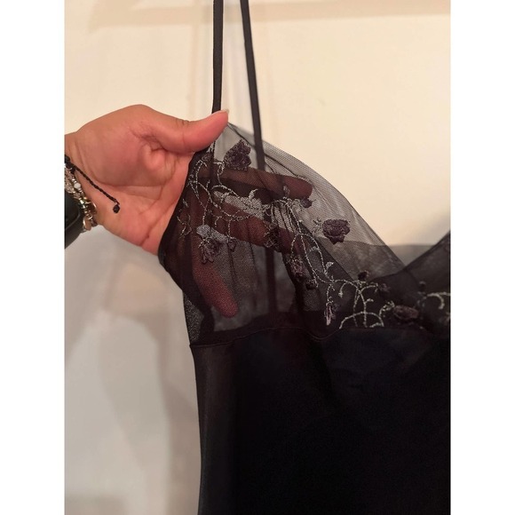 Victoria Secret Black Night Slip - Picture 2 of 8